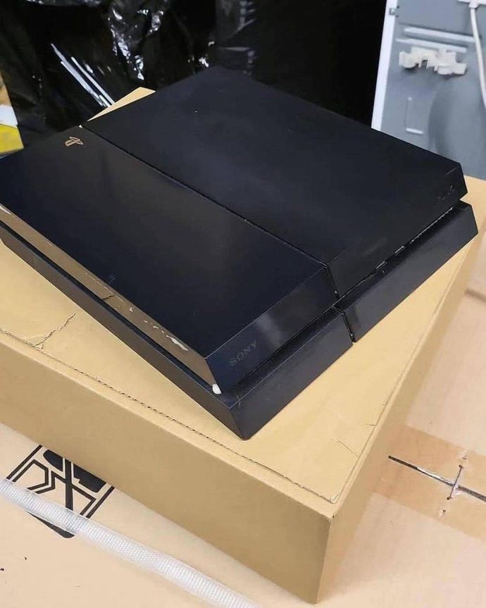 ⁦صفقة لأجهزة بلاي ستيشن 4 مستعملة 🎮🔥⁩ - الصورة ⁦13⁩